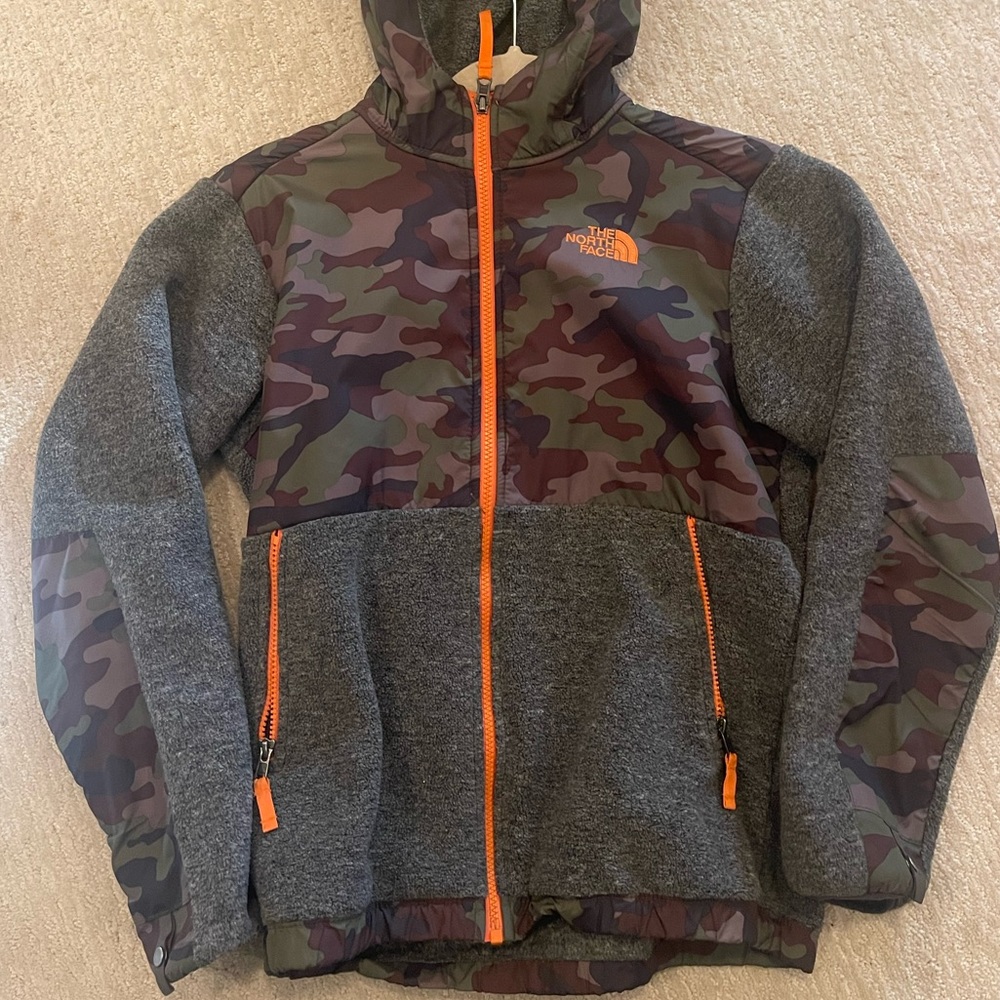 North Face boys’ hooded jacket, large 14/16, EUC